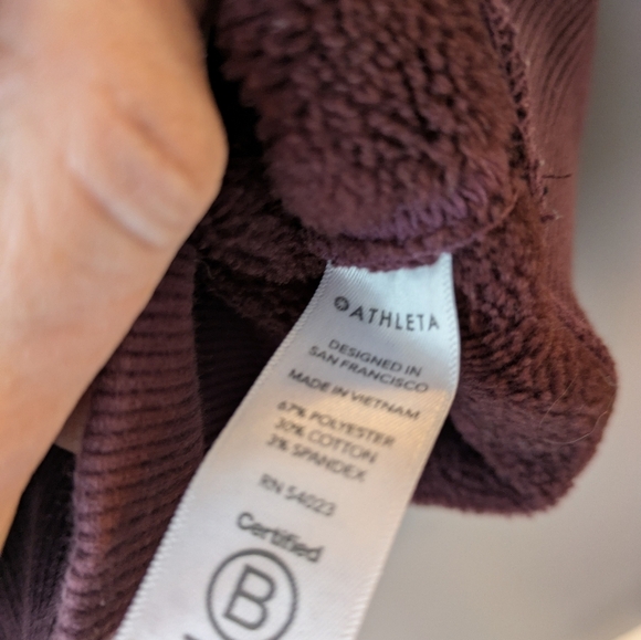 Athleta 1/4 zip pullover M oversized plum - Picture 5 of 11
